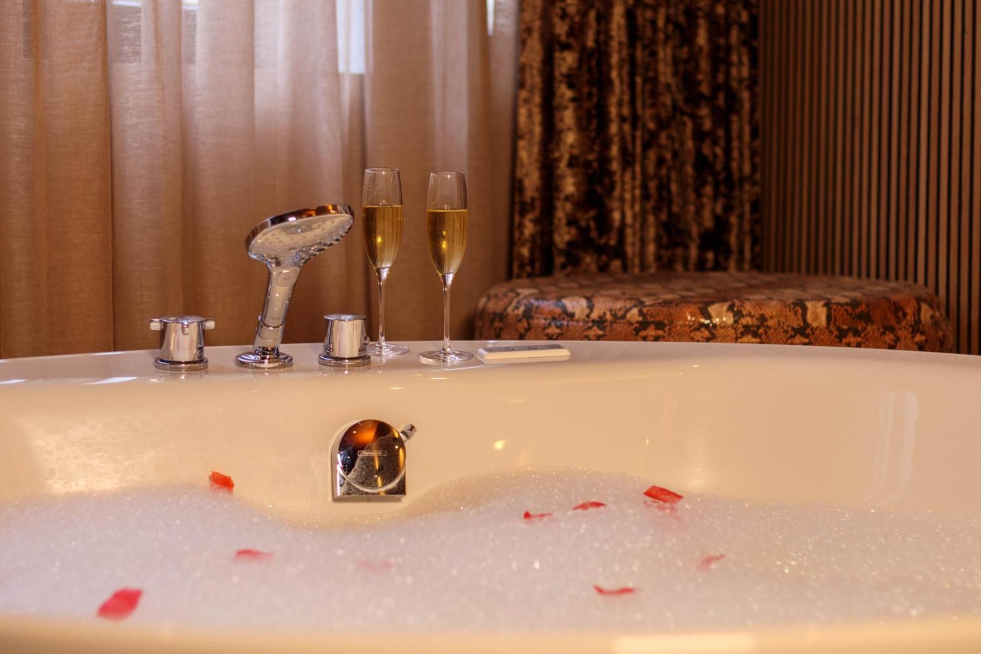 Manzo'S Suites Zaandam Eksteriør billede